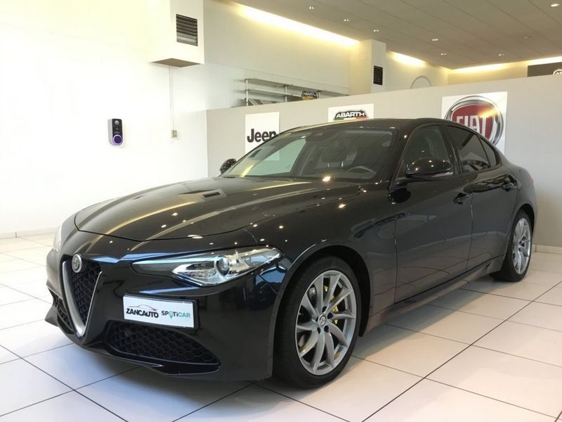 Alfa Romeo Giulia MY20 2.2 T-D 160CV AT8 Executi imagem 3