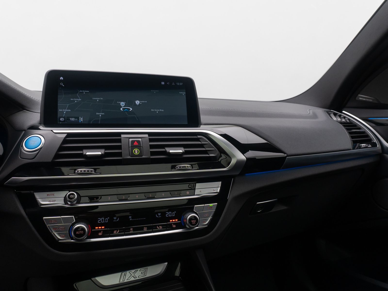 Fahrzeugabbildung BMW iX3 IMPRESSIVE ACC 360° Panorama HUD DAB 20Zoll