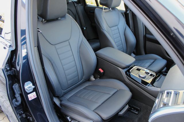 BMW iX3 IMPRESSIVE / SHADOW LINE / LASER / M-SPORT