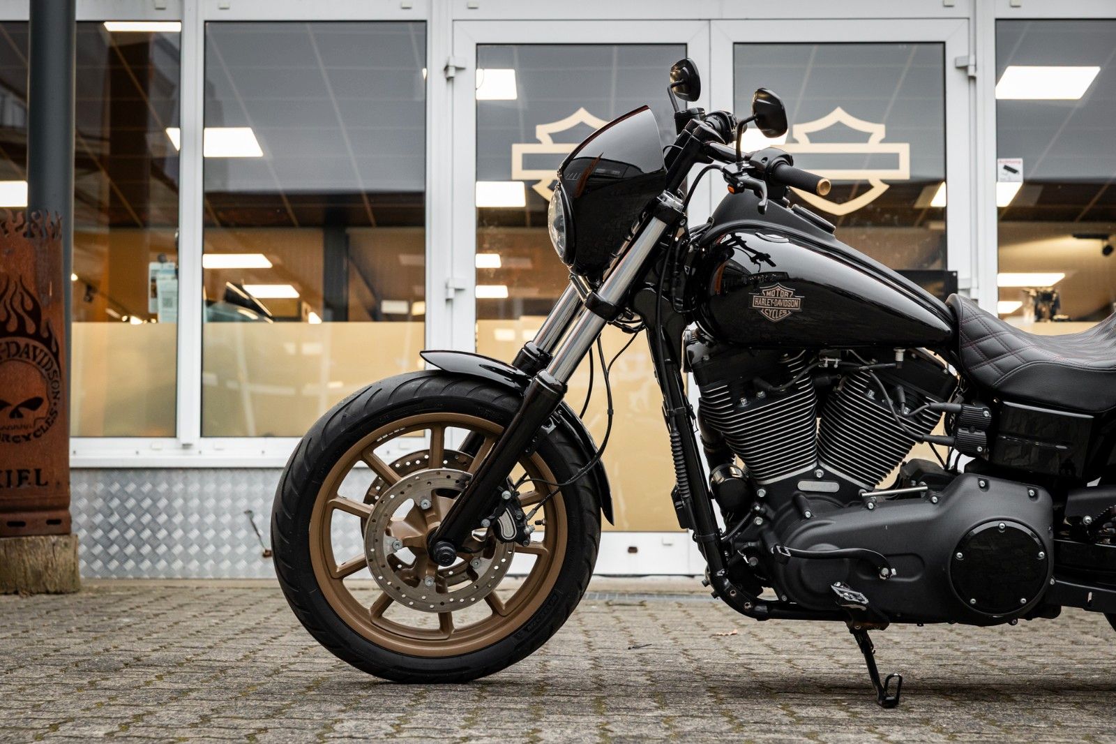 Fahrzeugabbildung Harley-Davidson FXDLS DYNA LOW RIDER S 110cui - CLUBSTYLE -
