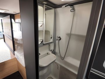 Bild 17 Mooveo VAN 60 EB 103kW/140 PS ECO-Pack Saison 2025