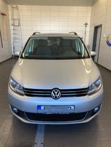 Volkswagen Touran 1.4 TSI Comfortline, 7 Sitzer, AHk, Navi