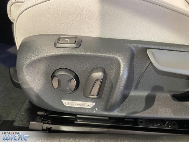 Passat Variant 1.5 l eTSI OPF Business NAVI KLIM