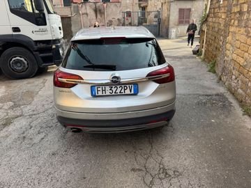 Opel Insignia - 4