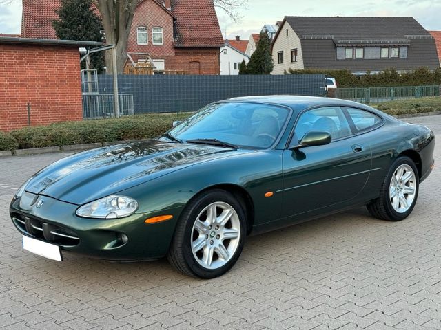 Jaguar XK8 Coupe 2.hand/Scheckheft/durchrep.