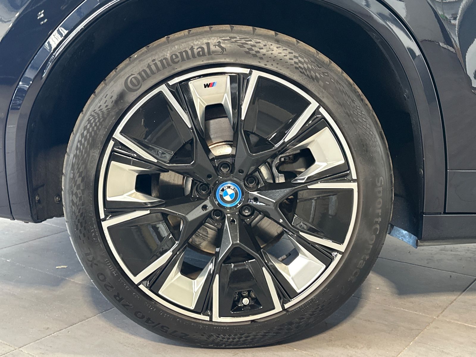 BMW iX3 Impressive M Sport NAV+LED+PANO+AHK+HUD+360° imagem 3