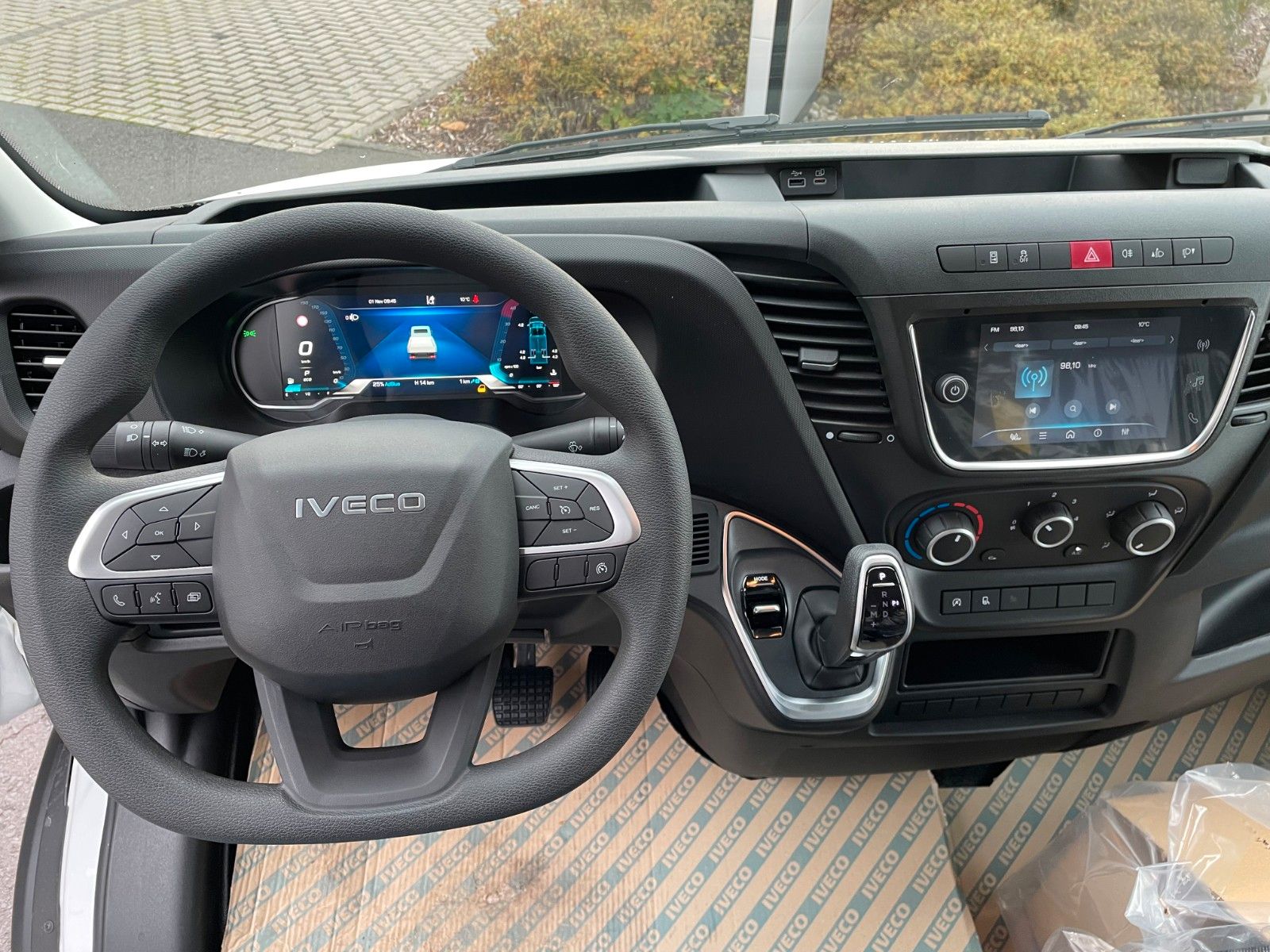 Fahrzeugabbildung Iveco Daily 35C14 A8 *R3.450mm*Automatik* 7x vorhanden