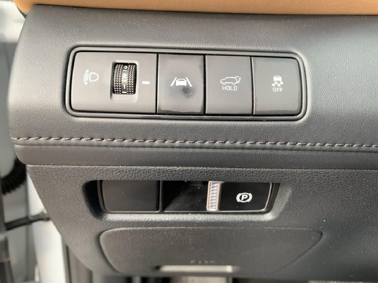 Fahrzeugabbildung Hyundai SANTA FE Signature 4WD + Komfort-Paket*