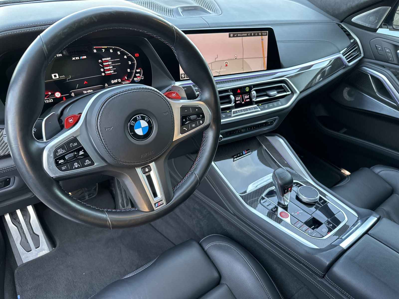 Fahrzeugabbildung BMW X6 M Competition NAV+LASER+360°+AHK+B&W+PANORAMA