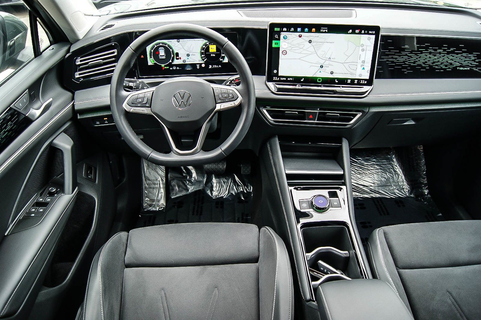 Fahrzeugabbildung Volkswagen Tiguan 1.5 eTSI 110 kW Elegance ANHZV CIPRESSINO
