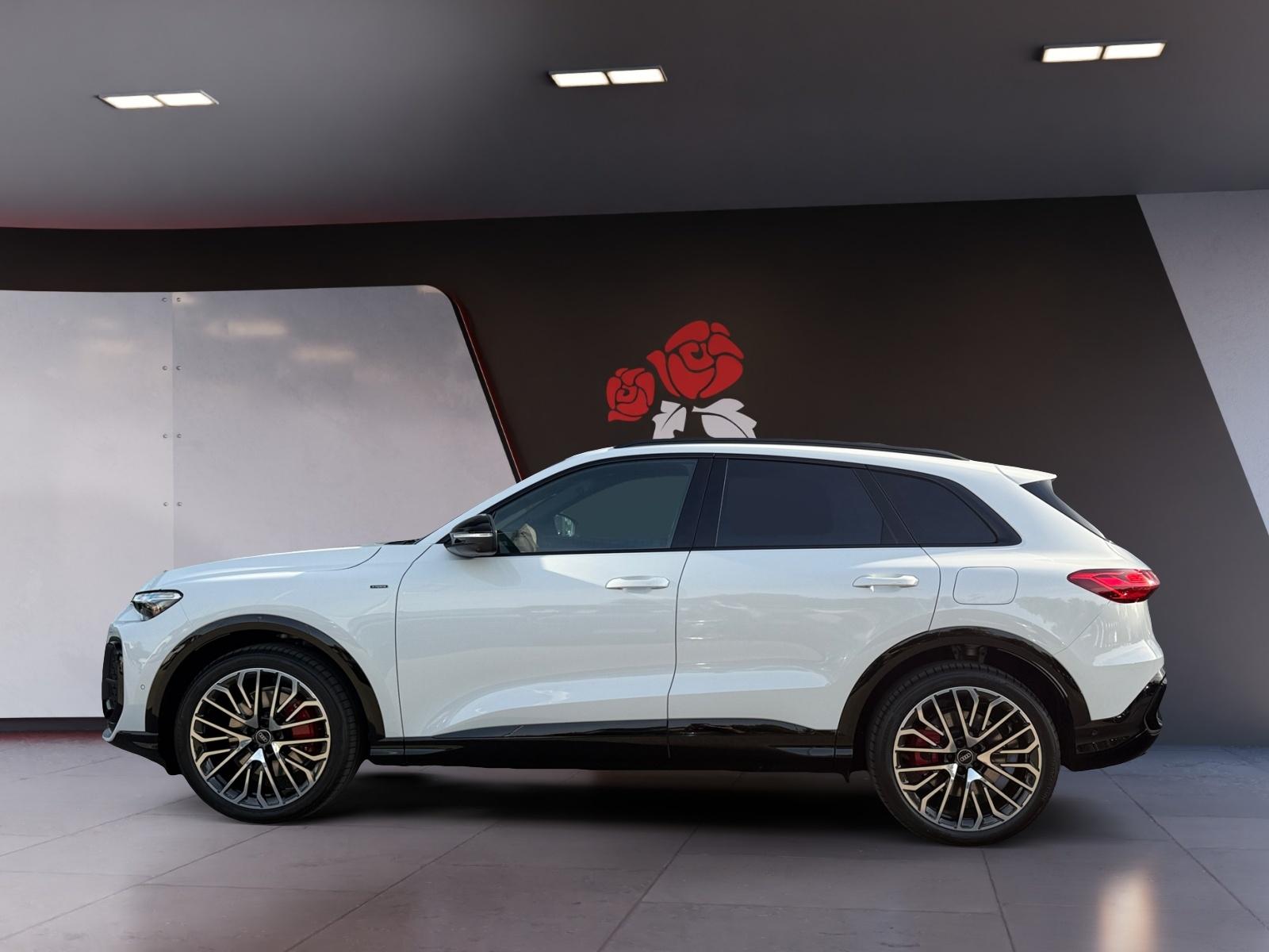 Audi Q5 SUV e-hybrid quattro AHK Pano HUD BFD MMIPro
