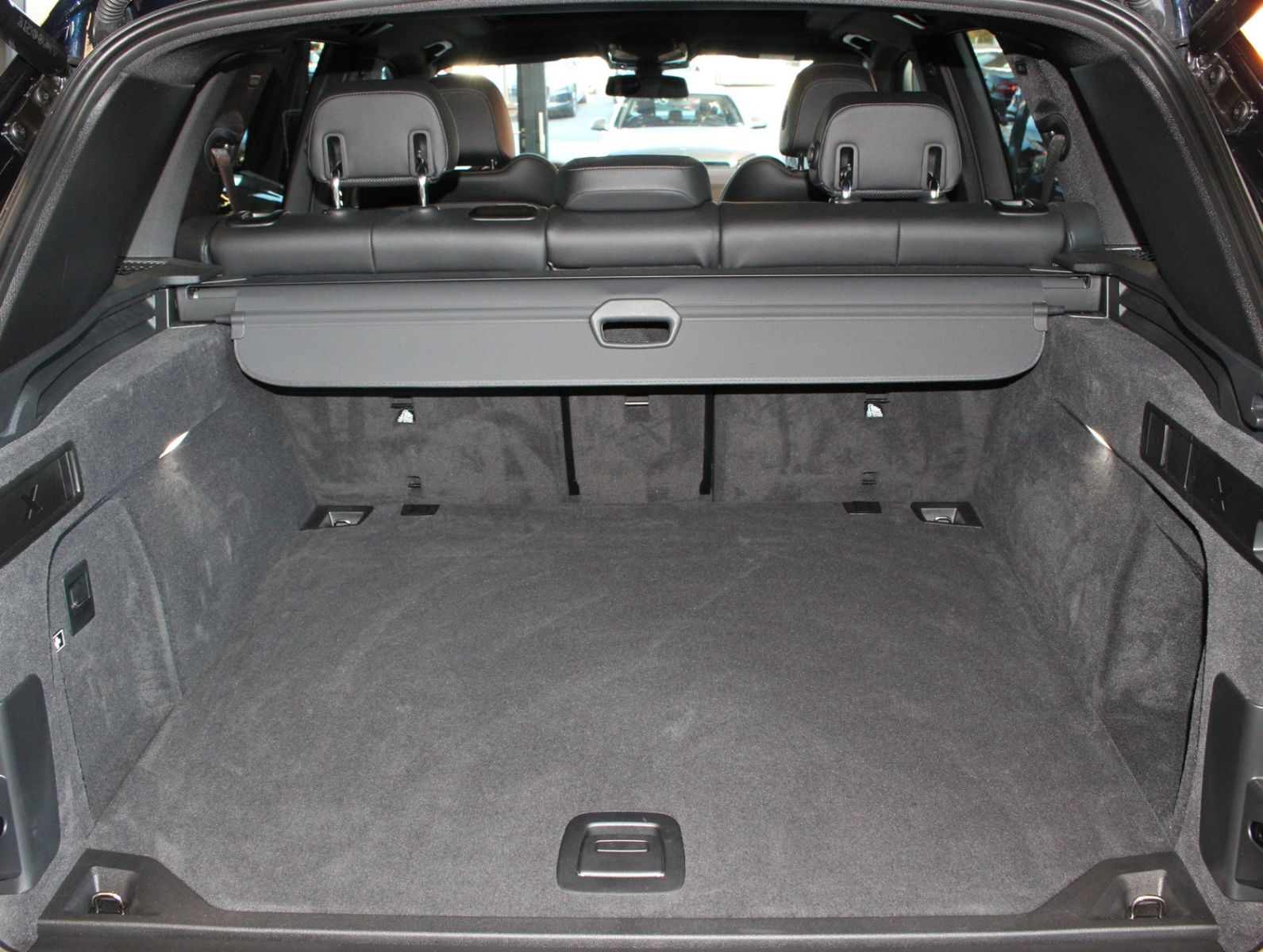 Fahrzeugabbildung BMW X5 xDrive30d M-Sport*PNRM*HUD*Kamera