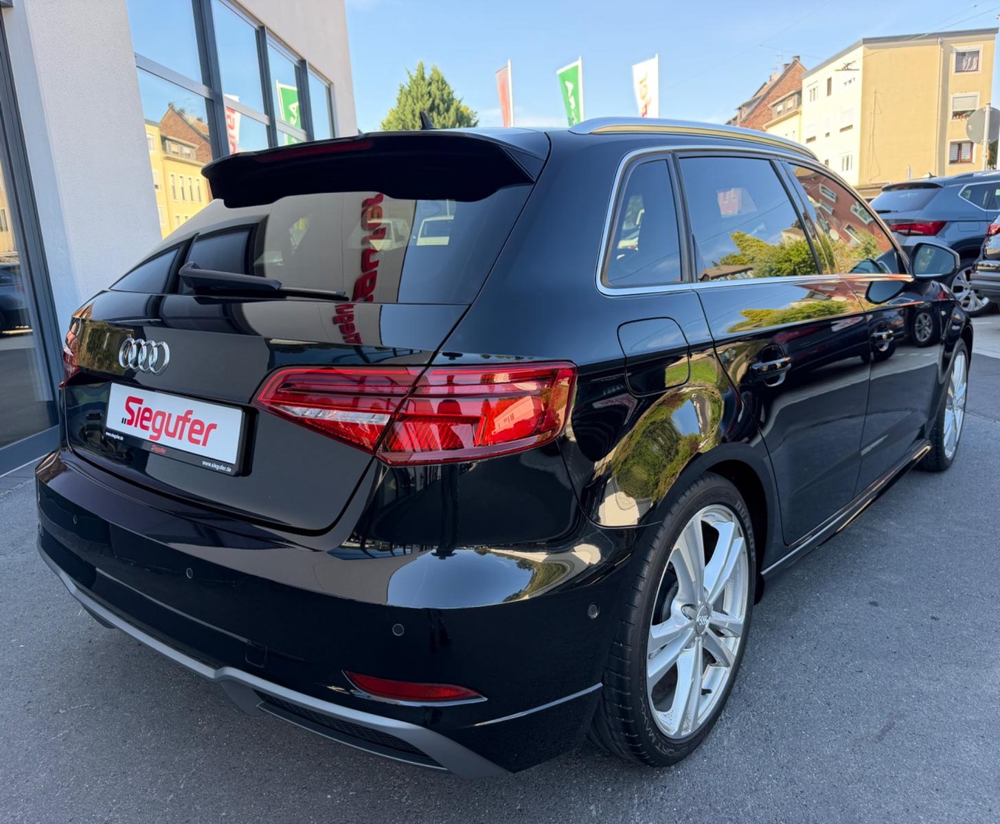 Audi A3 Sportback 1.5 TFSI S line/Virtual Cockpit/LED