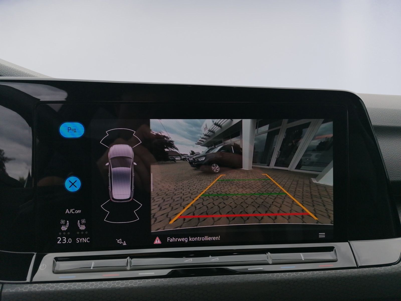 Golf VIII GTD 2.0 TDI DSG AHK+LEDER+STHZ+DCC+