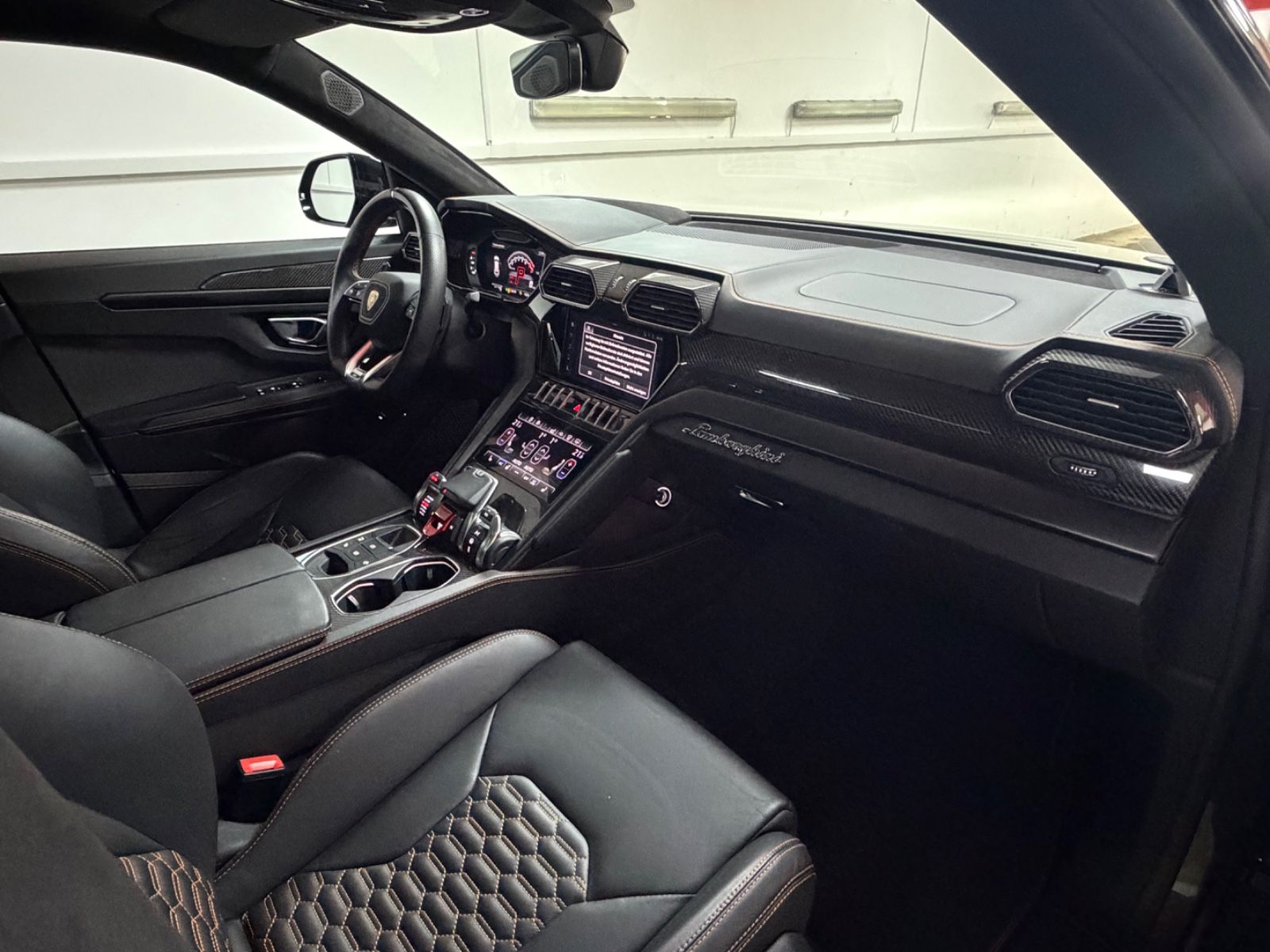 Lamborghini Urus 4.0 V8 Carbon*Pano*B&O*23*360Kamera* foto 12