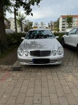Mercedes-Benz Mercedes e 270 CDI - Mercedes-Benz E 270 mit Diesel-Antrieb