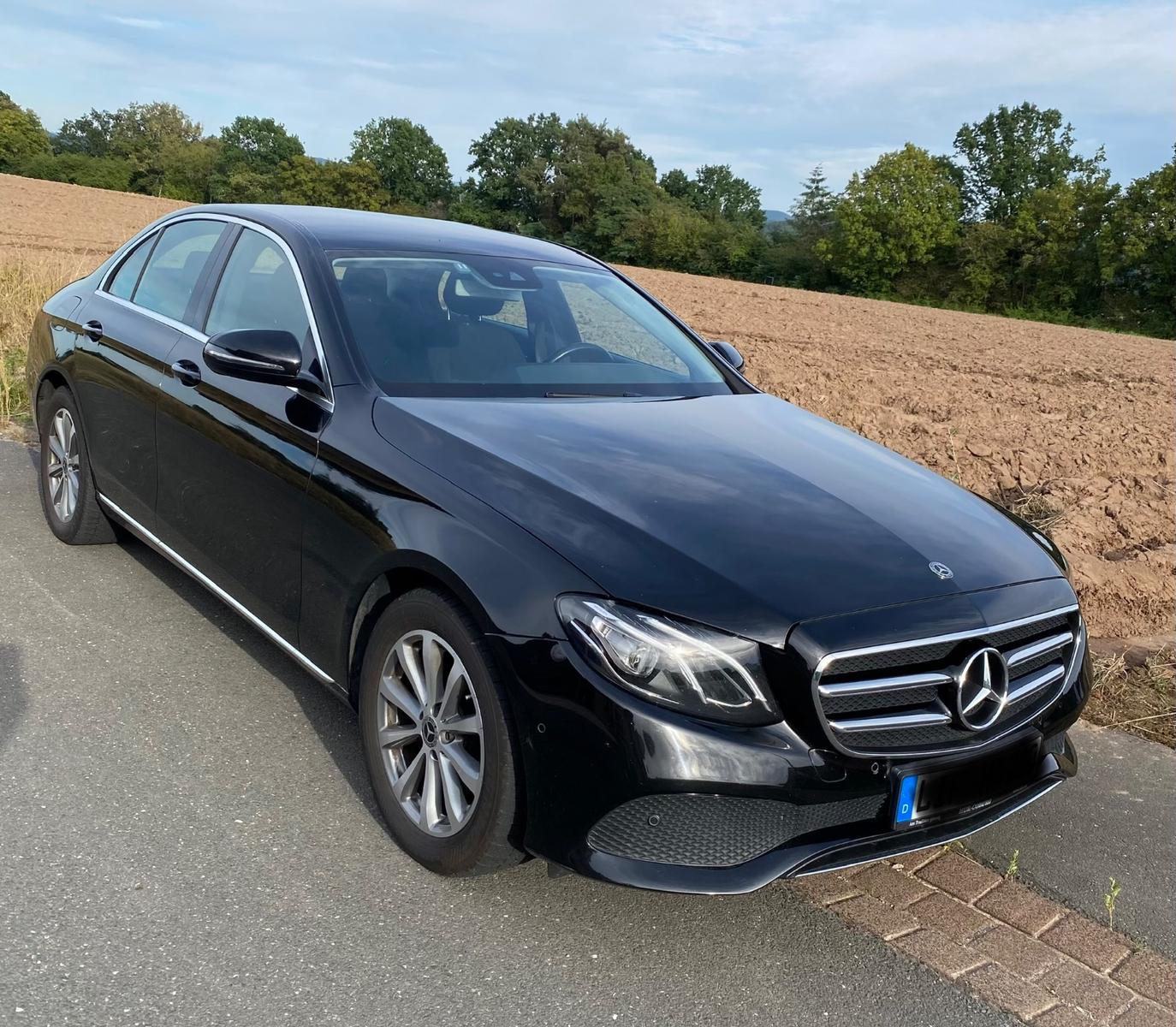 Mercedes-Benz E 220 d Autom. - Standheizung AHK