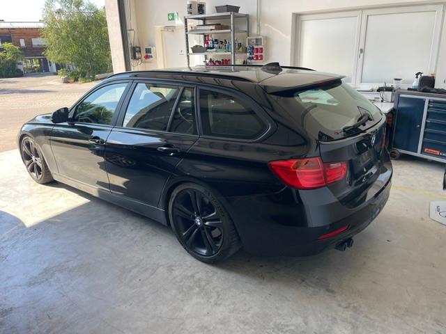 BMW 330 3 Touring 330 d xDrive+NAVI+XENON+ALLRAD+