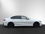 BMW 318i M Sport Pro|19"LM|HiFi|LED - BMW: 1m