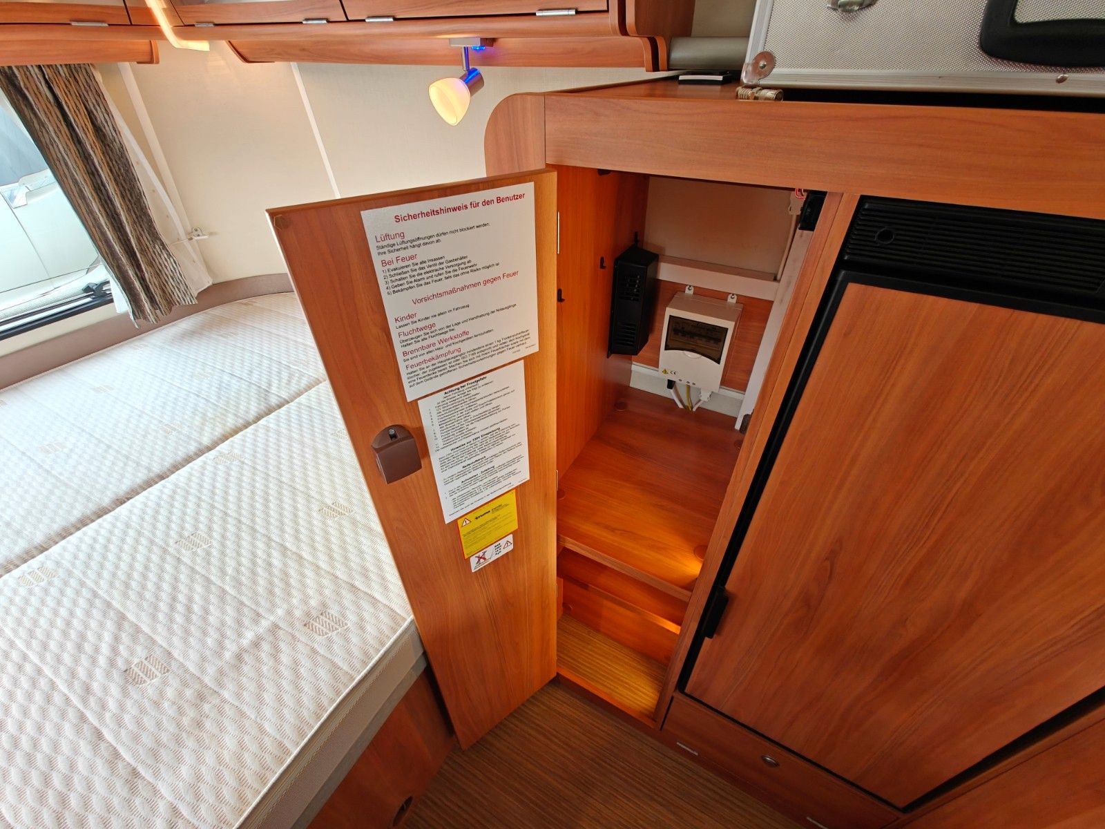 Fahrzeugabbildung HYMER / ERIBA / HYMERCAR Touring Troll 535 GT - Autark, Combi 4, TV -