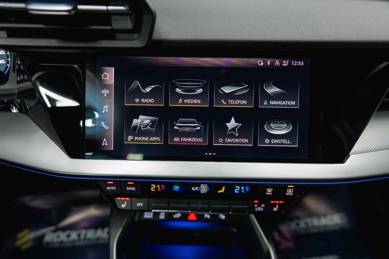 Fahrzeugabbildung Audi A3 Sportback 45 TFSIe S line Plus Night*ACC*B&O*