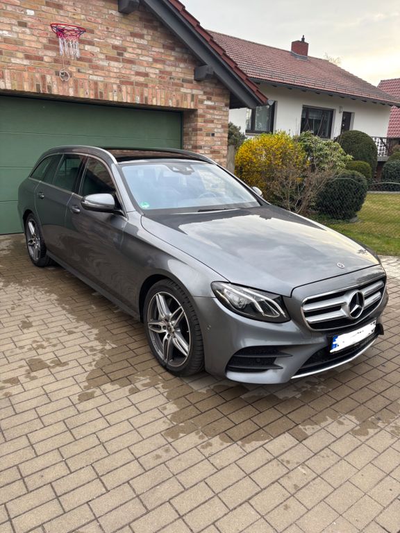 Image of Mercedes-Benz E 400
