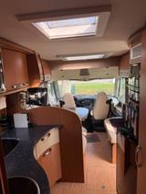 Pilote G832 Explorateur - Pilote Wohnmobile & Wohnwagen