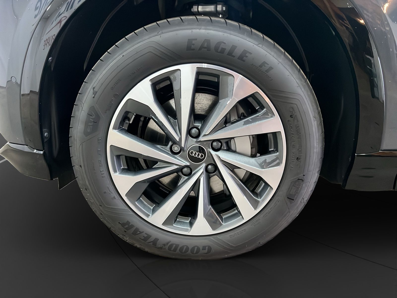 Audi Q6 e-tron - Bild 13