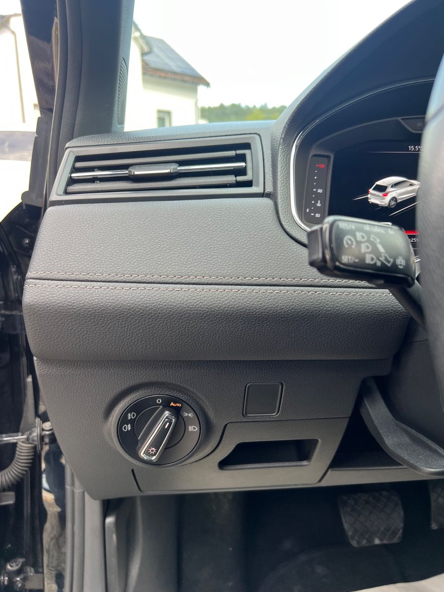 Fahrzeugabbildung SEAT Ibiza Xcellence Sport DSG *KEYLESS*ALCANTARA*LED
