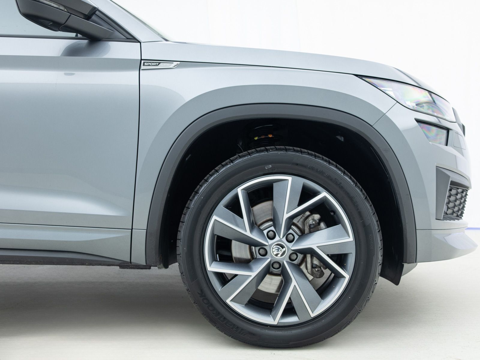 Skoda Kodiaq 2.0 TDI Sportline 4x4 DSG*RFK*AHK*NAV*APP foto 9