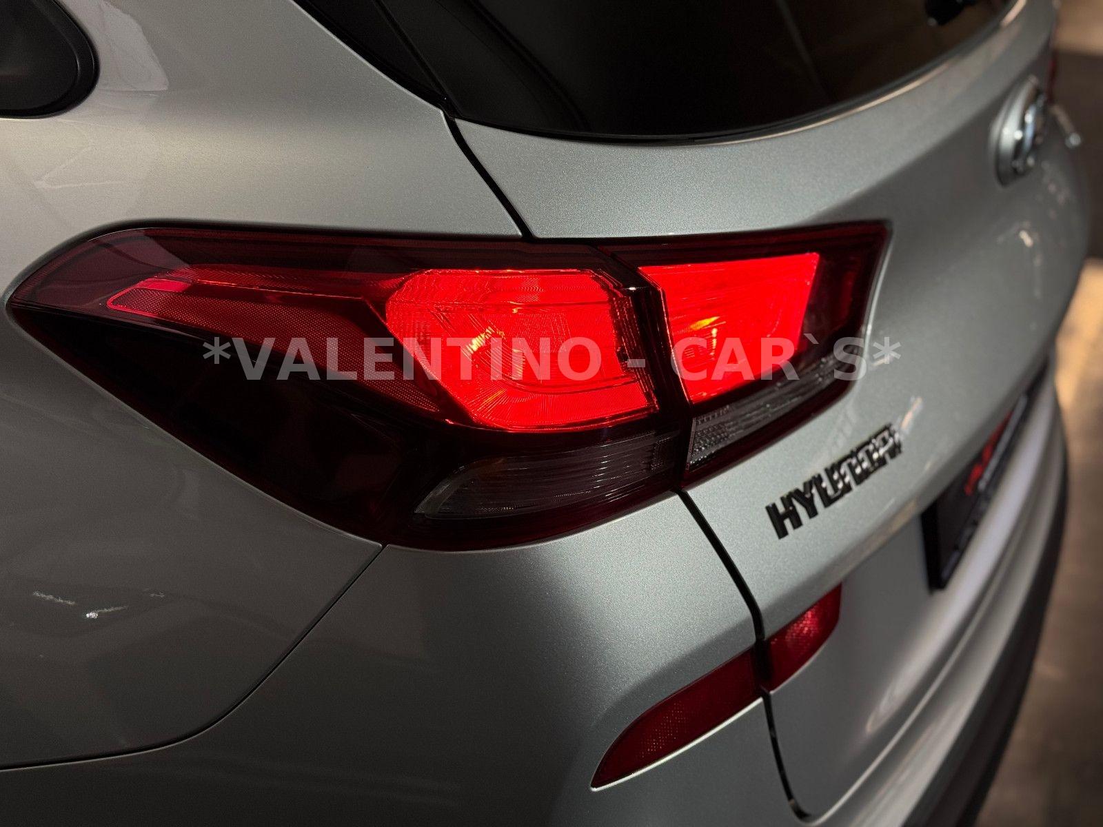 Hyundai i30 cw Family + Nav/Kamera/Temp/Shz/Lhz/Pano/Led