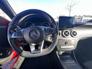 Fahrzeugabbildung Mercedes-Benz A 220d AMG*Totwinkel*Panorama*Kamera*Tempomat*