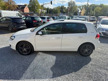 Volkswagen Golf - 2