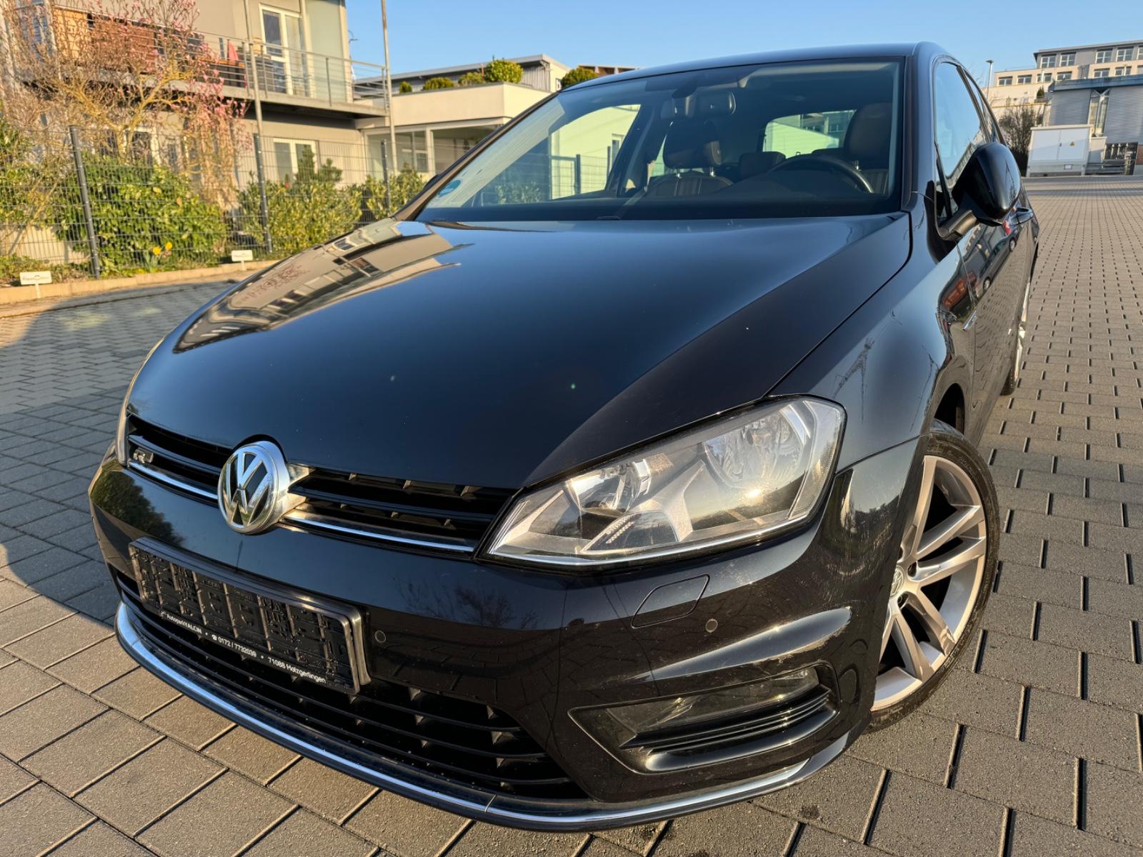 Volkswagen Golf VII 1.2TSI R-LINE NAVI*KLIMATRONIK*MTL*