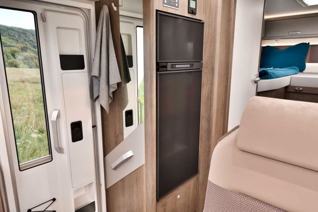 Carado T 447 PRO + Automatik OHNE HUBBETT LED Safety TV