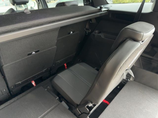 Foto Nummer 12: PEUGEOT 5008