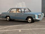 Mercedes-Benz 200D