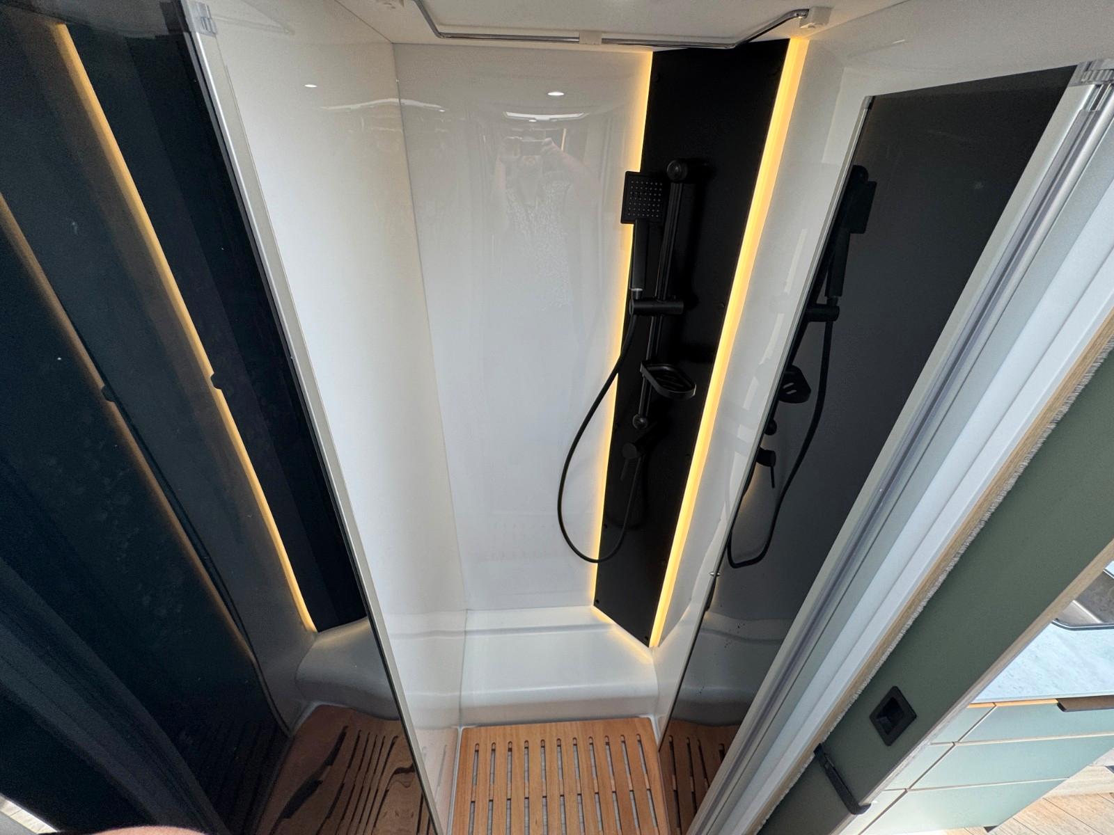 Challenger X260 NEUHEIT Arctic/Automatik/ MJ 2027 Exklusiv – Foto 21 von 22