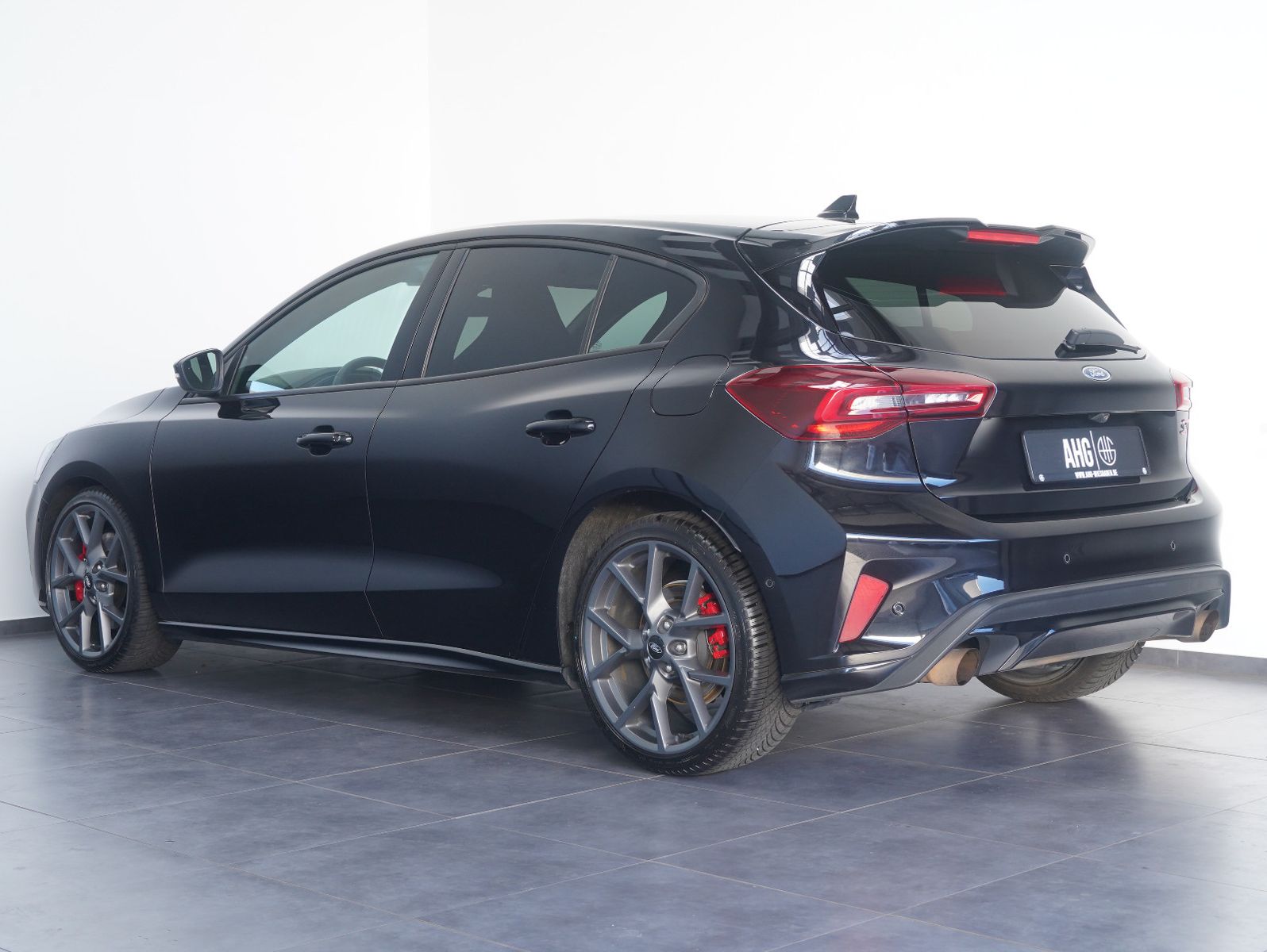 Fahrzeugabbildung Ford Focus Lim. ST X 2.3 EcoBoost LED/ACC/HEAD-UP/B&O