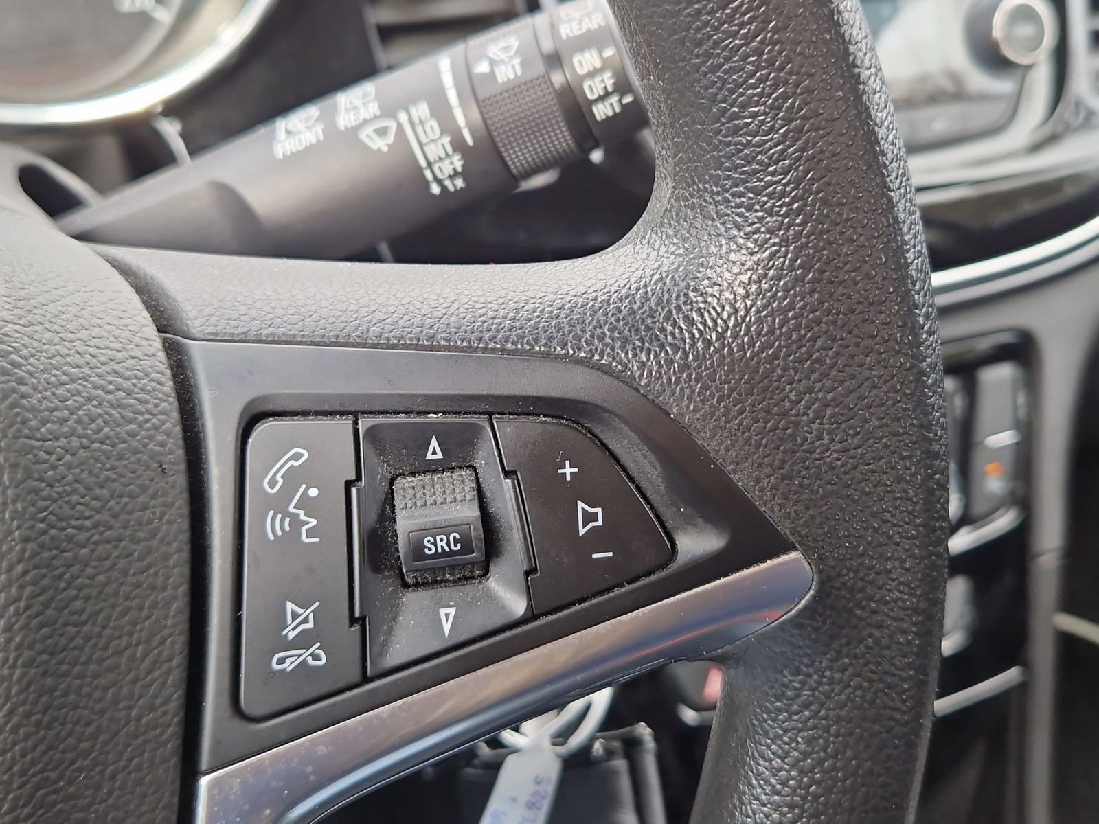 OPEL Mokka X 1.6 Selection Radio Klimaanlage – Bild 24