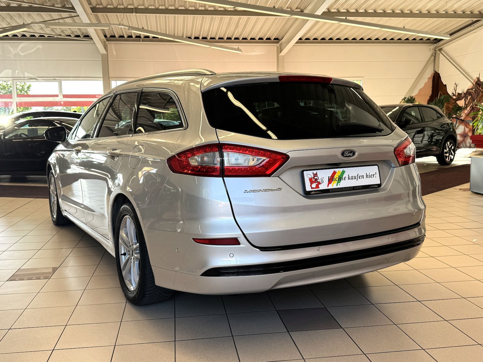 Fahrzeugabbildung Ford Mondeo Titanium LED/DAB/Navi/Keyless/Cam/CarPlay
