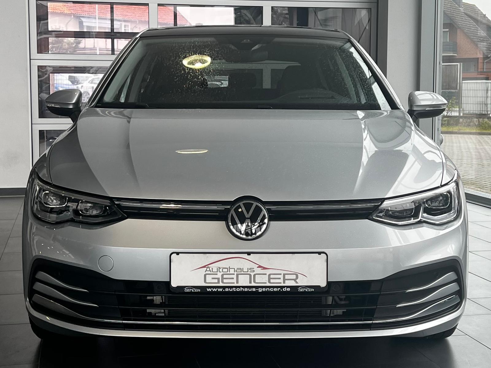 Volkswagen Golf VIII eHybrid 1.4 TSI "Matrix/Head-Up/Pano"