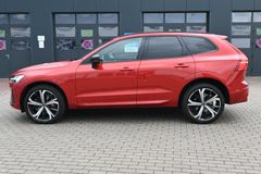 Fahrzeugabbildung Volvo XC60 B4 D AWD Autom R-Design*STDHZG*PANO*ACC*AHK