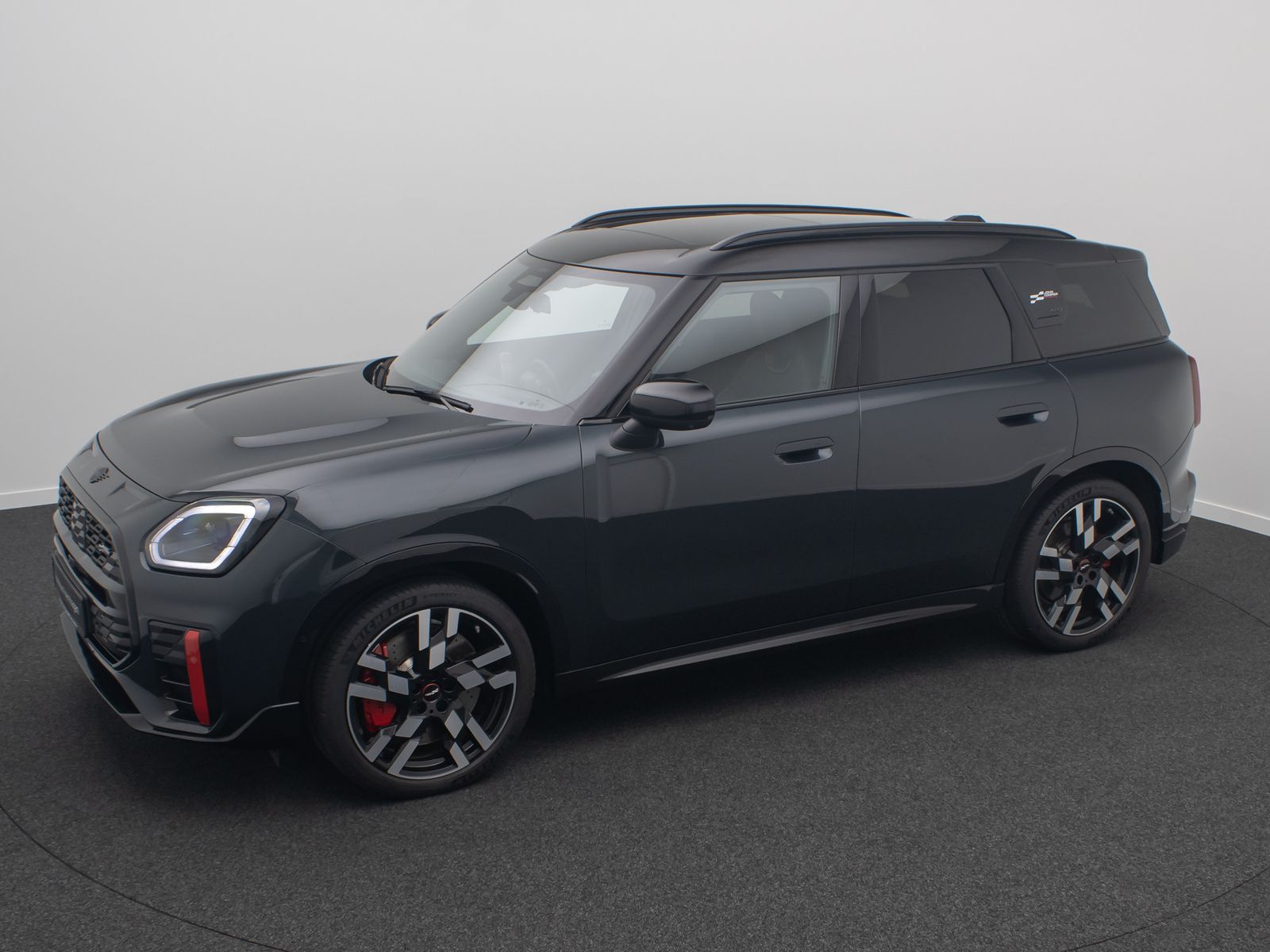 Fahrzeugabbildung MINI John Cooper Works Countryman  JCW ALL4 Panorama