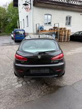Alfa Romeo 147 1.6 16V TS ECO Sportiva Sportiva - Alfa Romeo 147