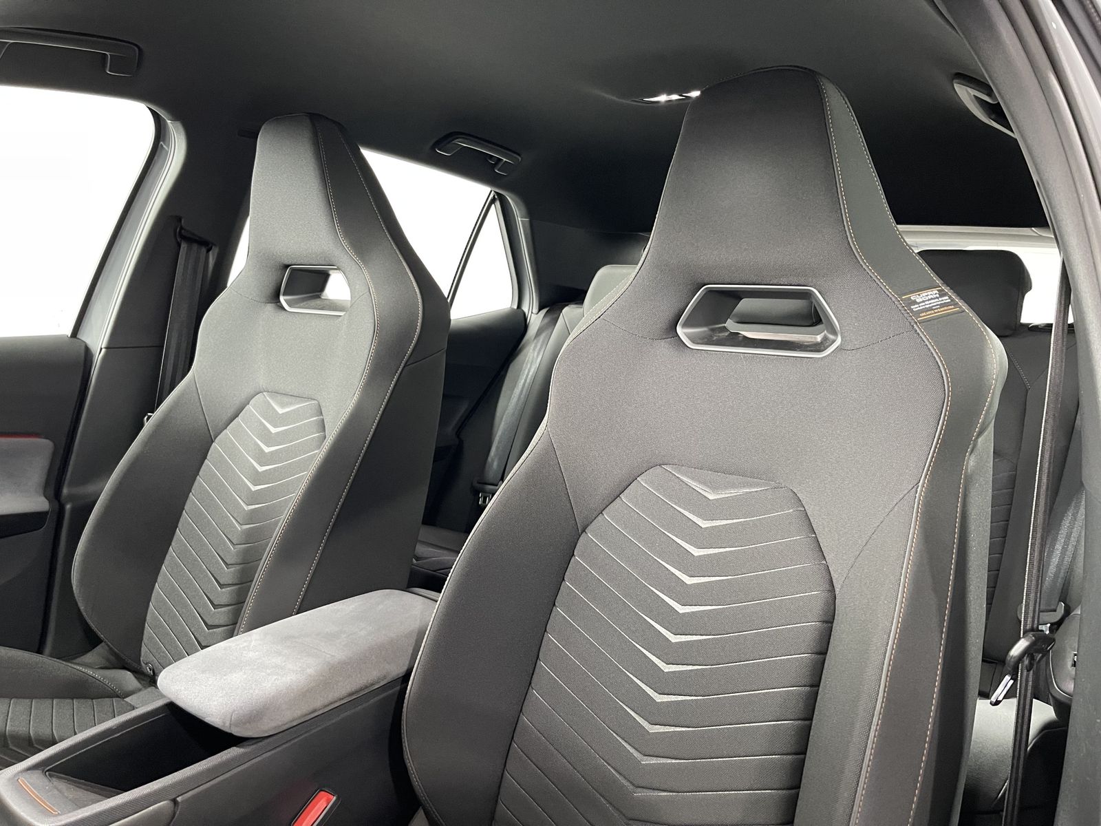Fahrzeugabbildung CUPRA Born 150 kW*LED*360°Cam*SHZ*Navi*