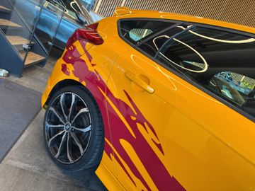 MYAUTOCENTER – Gebraucht- und Jahreswagen mit Werkstattservice in Pfaffenhofen Ford Focus *RECARO*SPORT*SitzHZ*2-ZONEN*TÜV 0127*
