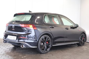 Volkswagen Golf VIII GTI 2.0 TSI AID+CARPLAY+AMBIENT+PANO