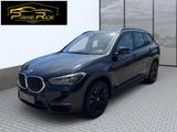 BMW X1 sDrive 18 i Sport Line - BMW X1 mit Benzin-Antrieb: Schwarz, Ambiente-Beleuchtung
