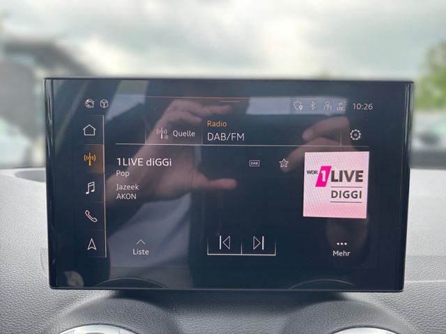 Q2 35 TFSI S line Matrix Kamera ACC CarPlay Sitz
